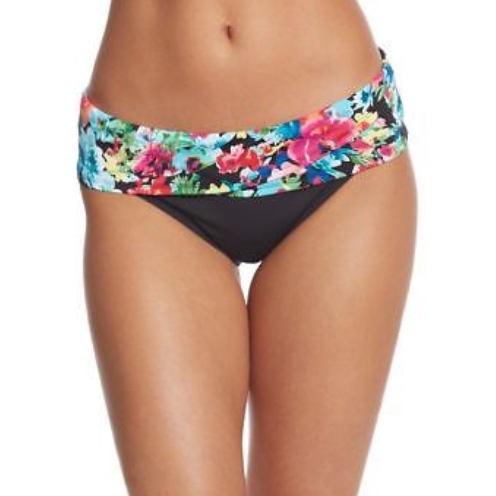 Floral sarong waist.